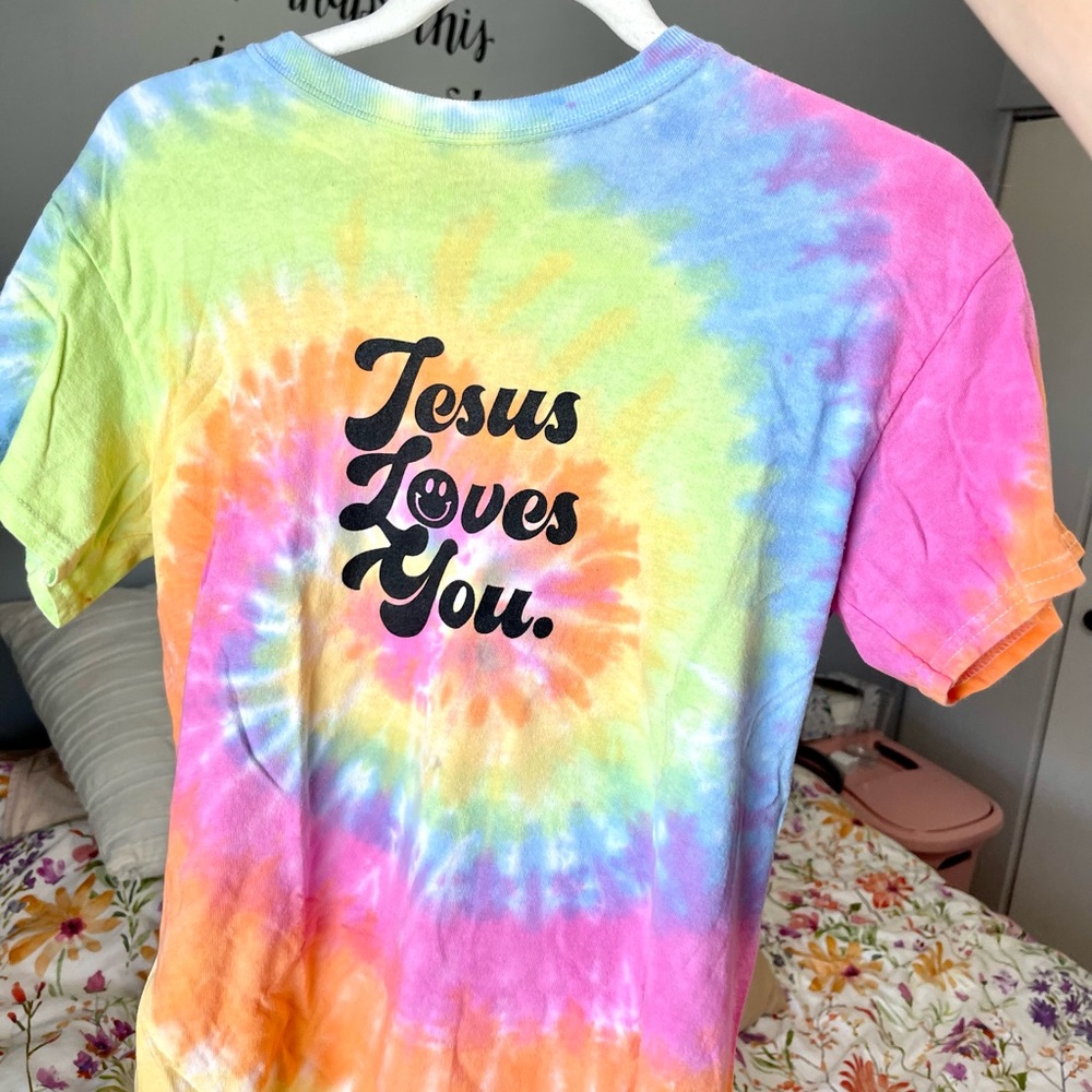 Jesus Loves You Company Tie Dye Shirt size small